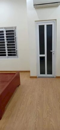 Bán nhà đẹp 4 Tầng với 38m2 Bùi Xương Trạch, Thanh Xuân, giá 2.65 Tỷ, LH: 0983428016.