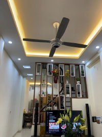 Bán nhà 4,5 tầng Ngọc Thụy, DT 39.6m2, hướng Đông, 3.1 tỷ. 