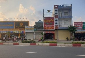 Cho thuê nhà mặt tiền Lê Văn Việt diện tích 450m2