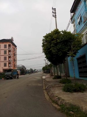 Bán nhà 2 mặt tiền, vị trí trên đường Trần Đại Nghĩa, TP Lai Châu ( gần chợ Đông Phong, bến xe... )