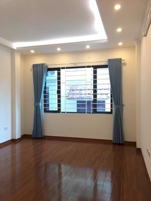 Chính chủ bán nhà 4 tầng mới Hà Trì - Hà Đông cuối Bà Triệu DT 37m2*4T giá 1,9tỷ. LH 0982468422