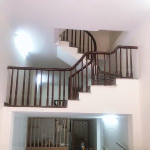 Bán nhà phố Bùi Xương Trạch, 37m2, 4T, 3.4tỷ, ô tô đỗ cửa