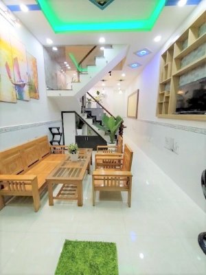 HXH 3 tầng- 43m2 gần Sân bay Tân Sơn nhất, Hoàng Văn Thụ, Tân Bình, giá 4,35