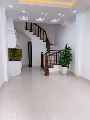 Bán nhà phân lô mới đẹp khu Quan Nhân, 31m2 mặt tiền 3,9m, 5 tầng. LH 0968050