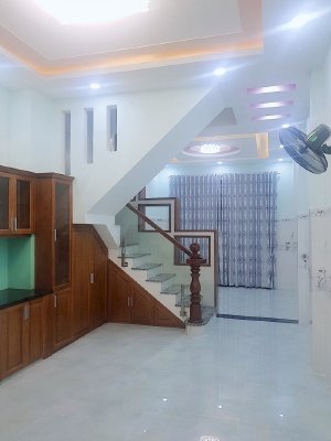 Bán nhà hẻm 3m Lê Thúc Hoạch; 40m2; 3PN; 3.2tỷ; Nhà đẹp, Pháp