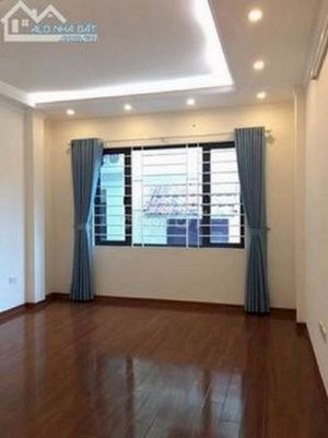 Mình CC bán nhà 4 tầng ngõ 10 Phố Lụa, Vạn Phúc, Hà Đông, 32,5m2/2.7 tỷ