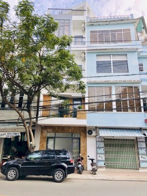 Bán nhà mặt tiền đường Hồng Bàng Nha Trang vị trí kinh doanh buôn bán.