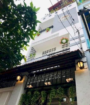 Bán nhà xinh Bùi Thị Xuân, Tân Bình, 4x11m, 4 tầng