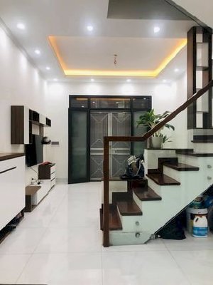 Bán nhà 42m2-5 tầng phố Đặng Thùy Trâm,ngõ ô tô tránh cách 30m