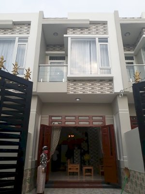 Nhà mặt tiền đường Phan Đăng Giảng. P.Bình Hưng Hòa B, quận Bình Tân, khu dân cư đông đúc giá cực kì đẹp
