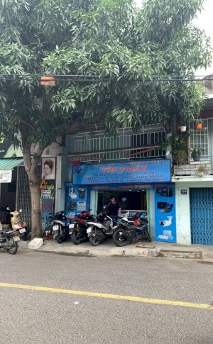 Bán nhà 2 tầng mặt tiền số 212 đường Trần Nguyên Hãn, p. Tân Lập, tp. Nha Trang.