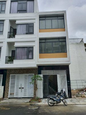Bán nhà 3 tầng mới đẹp đường A4 TĐC VCN Phước Long 2 Nha Trang