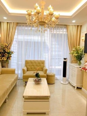 Siêu kinh doanh Ô Chợ Dừa, 26m2, nhỉnh 6 Tỷ.