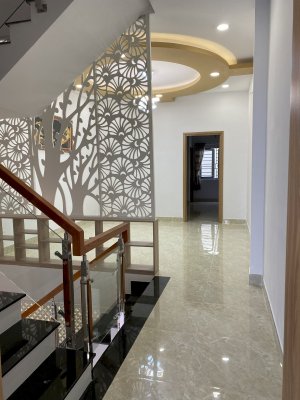 Nhà mới đẹp 100% DT 4.05 x 21m, 3 lầu + sân thượng, giá 7.8 tỷ hẻm xe hơi Tân Sơn Nhì