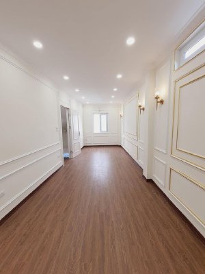 Bán nhà phố Giáp Nhất, Thanh Xuân, 42m2, MT 4m, ngay sát Royal city, gía chỉ 3.85 tỷ.