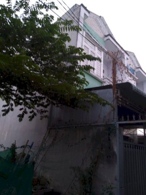 Nhà 4x16m, 1 trệt 1 lầu, ngay siêu thị Gigamall, Phạm Văn Đồng ( Hẻm xe hơi )
