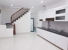 Nhà Đường Láng – nhà mới – phân lô, 50m2, 4.5 Tỷ.