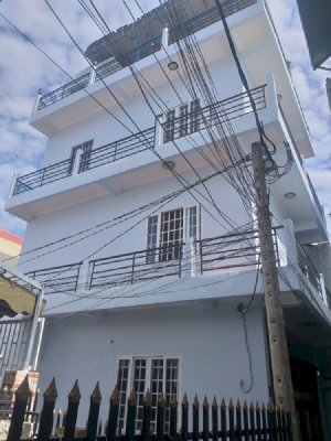 Nhà 2 phòng ngủ mặt tiền quốc lộ 1k gần vòng xoay, Biên Hòa.