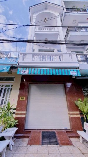 Nhà trệt 2 lầu KDC91B cách đường Nguyễn Hiền 30m