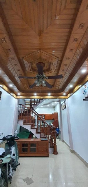 Bán Nhà Tây Sơn 40m2 - 5m Ra Ô Tô Tránh, Nhỉnh 4 Tỷ