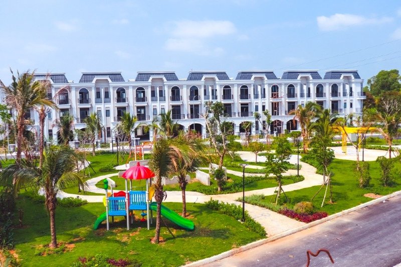 Nhà phố tân an Lavilla green city còn 2 căn công viên