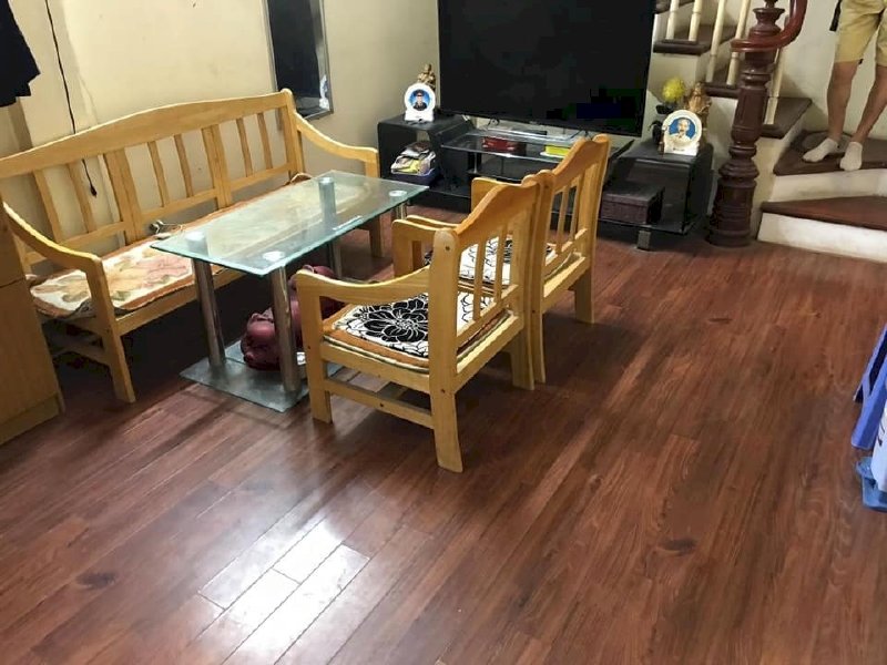 Bán nhà đẹp 30m2-5 tầng ngõ phố Hoa Bằng xe ba gác đỗ cửa giá 3,1 tỷ.