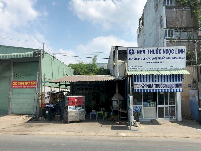 Cần bán nhà mặt tiền đường Nguyễn Du, trung tâm Tp.Thuận An,Bình Dương