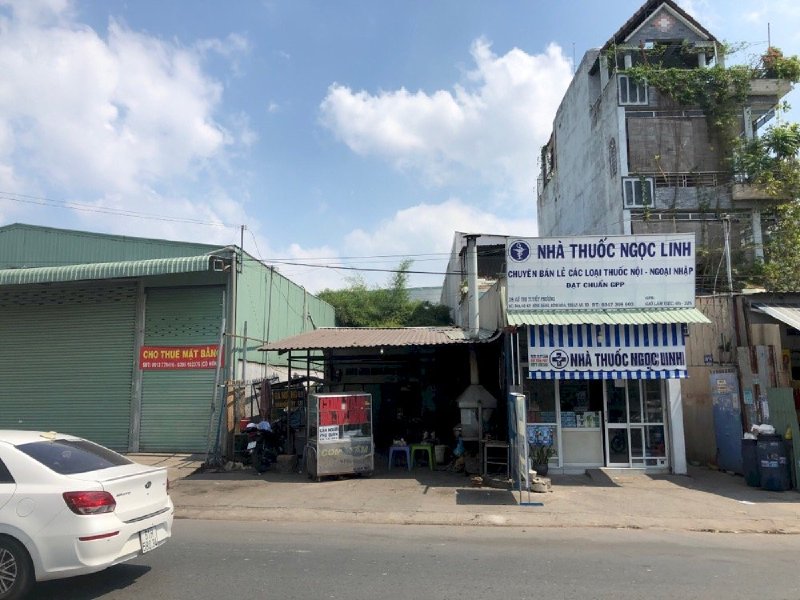 Cần bán nhà mặt tiền đường Nguyễn Du, trung tâm Tp.Thuận An,Bình Dương