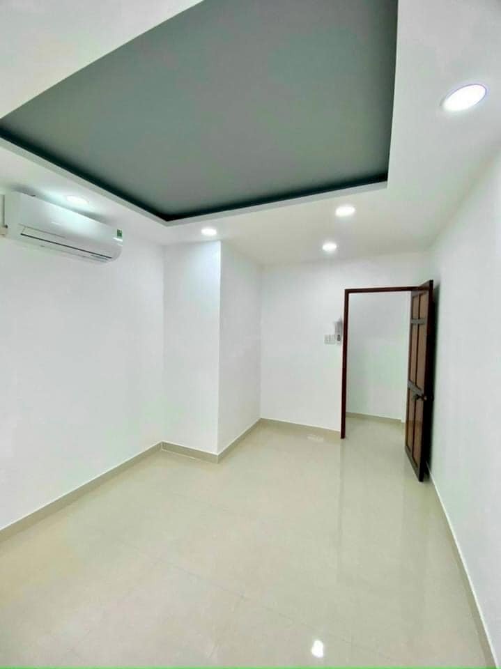 Cần bán nhà cách hẻm XH 10m,cách MT20 Trệt lầu tặng nội thất NƠ Trang LOng Bình Thạnh 2ty4