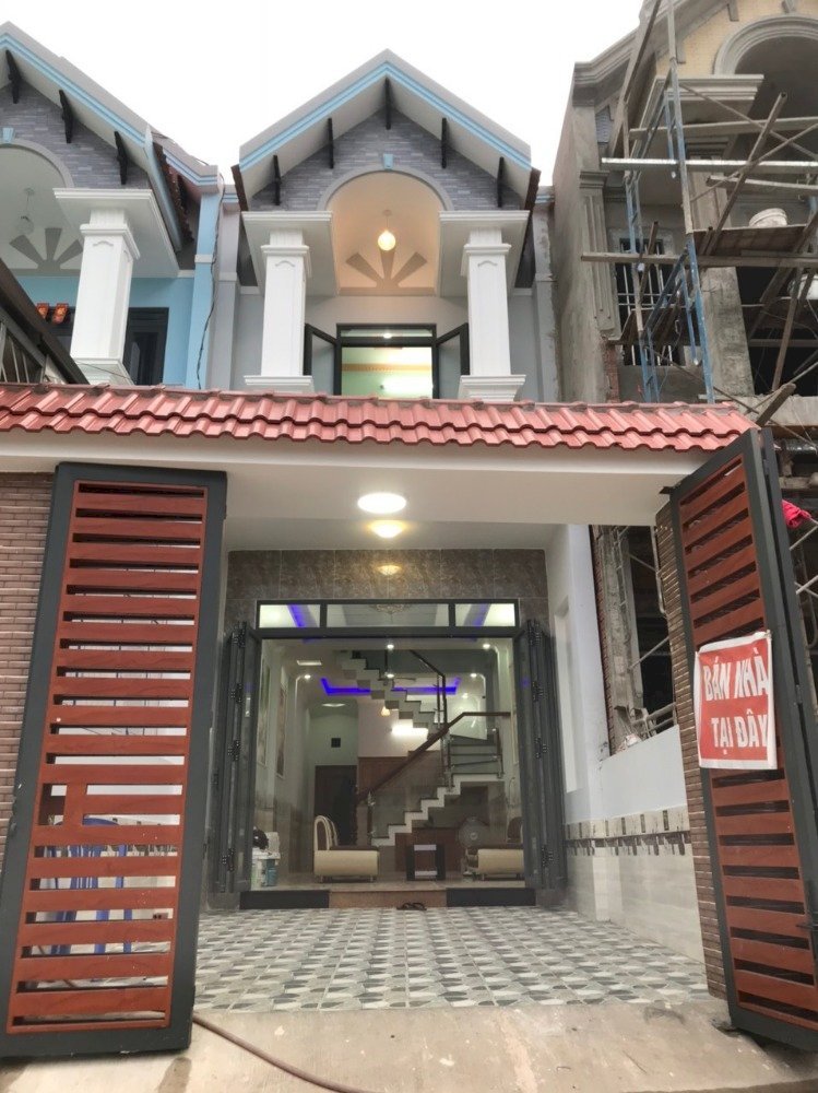 Bán nhà 1 trệt, 1 lầu, thổ cư 100%, full nội thất, giá tốt ở Biên Hòa