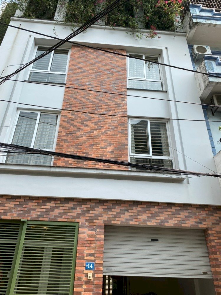 Cho thuê nhà LK 4 tầng, 2 mặt thoáng tại Ngô Gia Tự-Long Biên, full NT