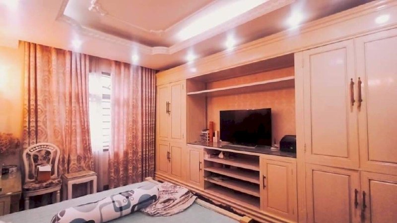 Bán Nhà Mặt Phố Khuất Duy Tiến 60m X 7 Tầng X 3,8m Mặt Tiền, Thang Máy, Vỉa Hè Rộng, Nhỉnh 16tỷ.