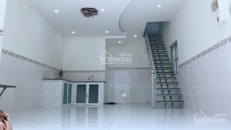 Bán Gấp nhà Lạc Long Quân Phường 10, 33m2, 2 tầng, 4.1 x 8m.Nhà đẹp đẳng cấp.