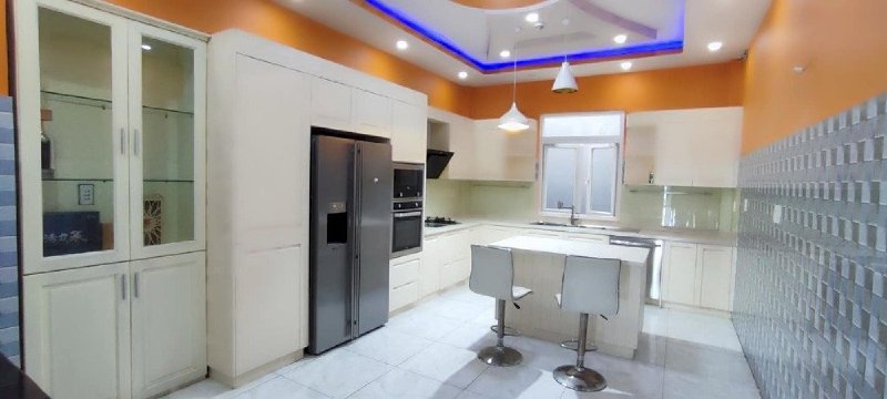 Siêu Phẩm Mặt Tiền Khu Tây Thạnh,100m2, Chỉ 10 Tỷ.