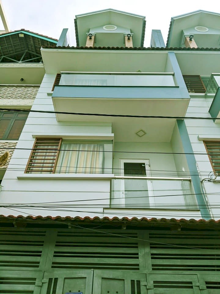 Nhà đẹp 4 tầng đường Nguyễn Sơn, Tân Phú, hẻm 5m, giá chỉ 3 tỷ 7