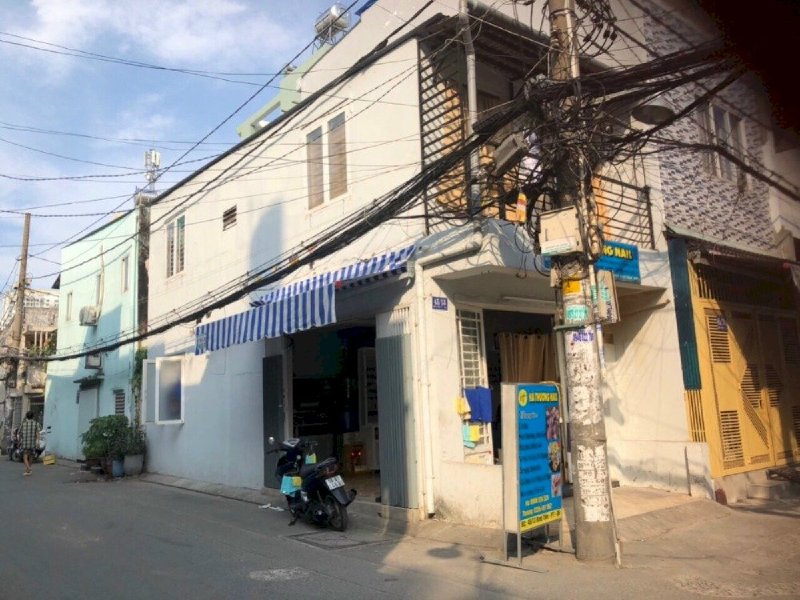 nhà hẻm đường Bình Tiên , q6 Tp HCM