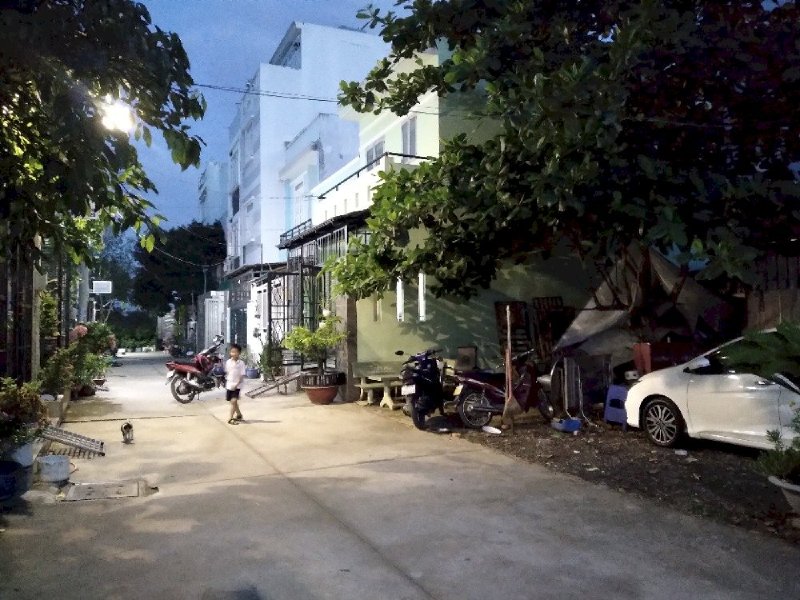 Bán nhà khu dân cư Đất Việt mới quy hoạch