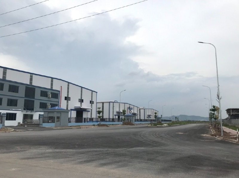 Bán Nhà xưởng mới xây, có văn phòng 25.000m2 Khu công nghiệp Quế Võ, Bắc Ninh