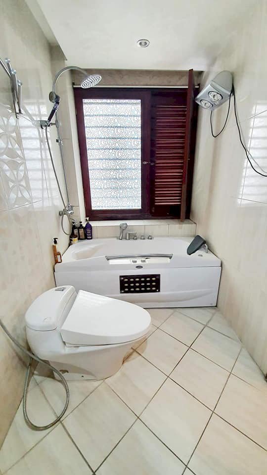 Siêu đắc địa gần chợ Bà Chiểu nhà HXH Vũ Tùng, Bình Thạnh. DT: 5x15, 4tầng. Giá 9tỷ