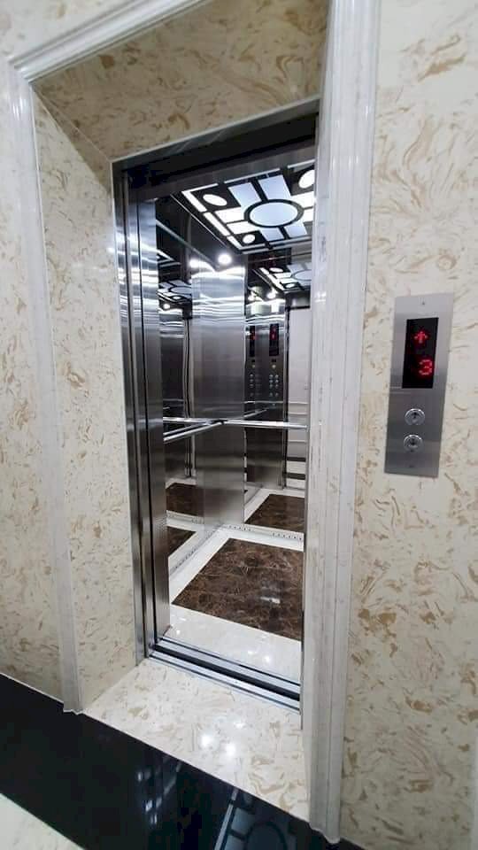 Phân lô Phú Diễn, 70m x 6 tầng, Thang máy, Vỉa hè, Kinh doanh