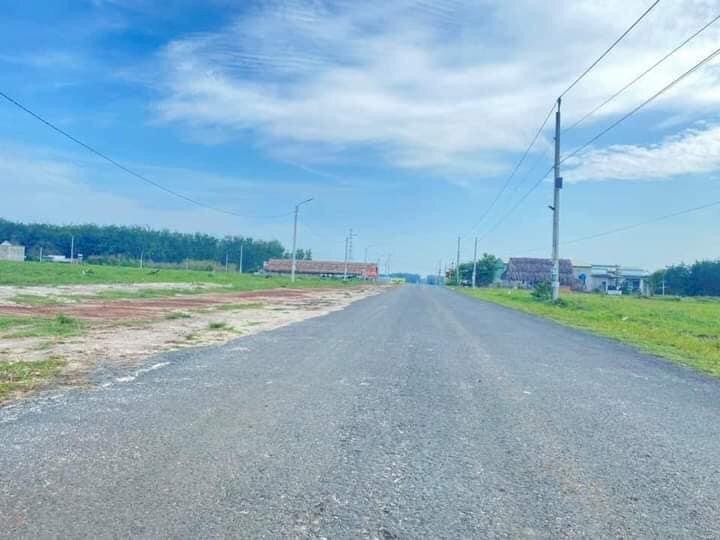 Bán nhanh lô đất mặt tiền đường vành đai Becamex Bình Phước , Chơn Thành - Bình Phước