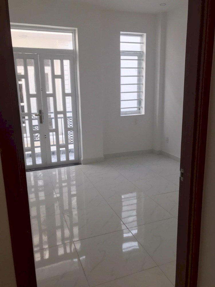 Nhà 1 Trệt 1 Lầu 2pn, 2tolet Chợ Bình Chánh