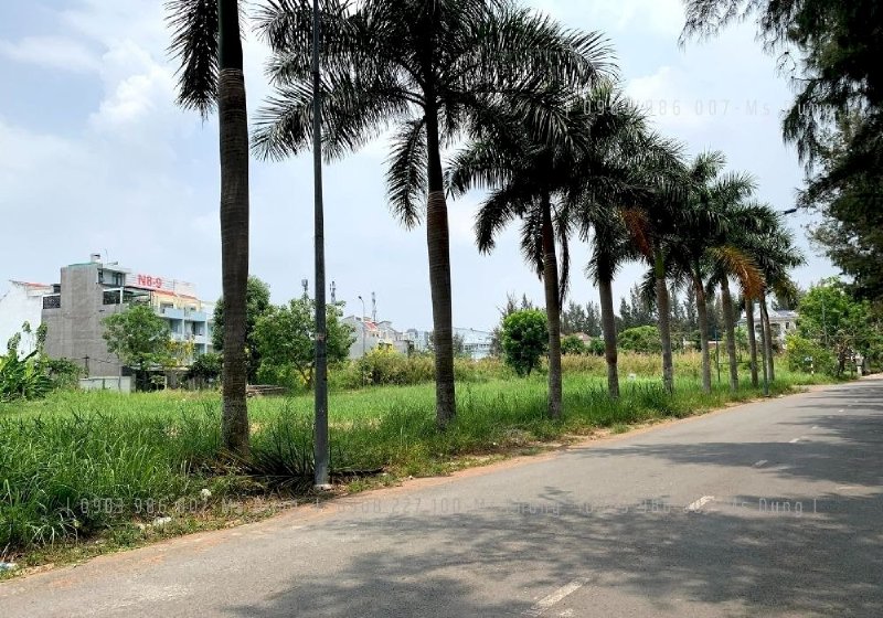 Bán đất biệt thự KDC 13C Phong Phú Bình Chánh, cách trường quốc tế AES 50m, 269m2, chỉ 11.7tỷ, SHR