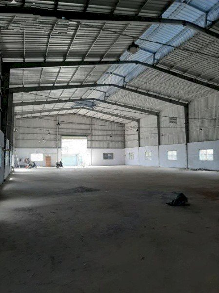 Cần bán kho xưởng 1000m2 vị trí Đẹp Phan Văn Hớn, Xuân Thới Thượng, Hóc Môn.