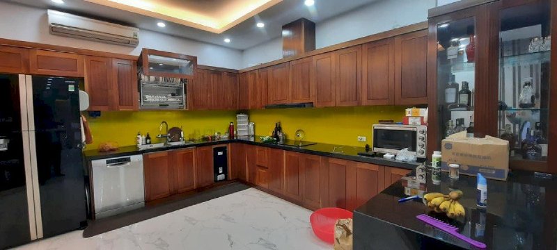 Chính chủ Bán nhà KDT Văn Quán, Hà Đông, DT 80m2 x 4T, Mt 6m, vỉa hè, ô to tránh, view hồ