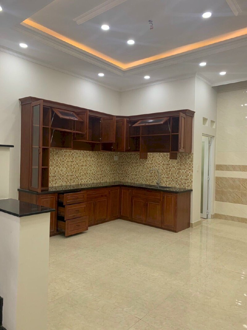 Nhà 1 trệt 2 lầu, Hiệp Bình Chánh Tp Thủ Đức, dt 80,6m2 giá 7 tỷ