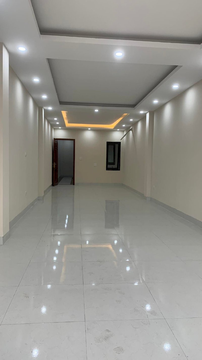 Nhà mặt phố Khương Đình, 80m2 X 7T – Thang Máy – Vỉa hè 5m – Kinh doanh đỉnh, giá 21 tỷ