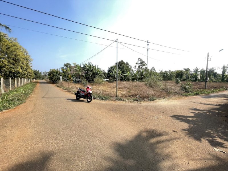Đất 2 mặt tiền, TC 10*20m, hẻm 171 Nguyễn Thái Bình, gần Hồ Ea Cuôr Kăp