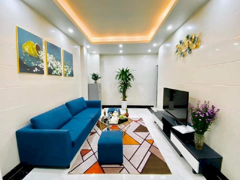 Nhà Minh Khai, 5 tầng đẹp long lanh, ngõ rộng, gần phố, 3 tỷ nhỉnh