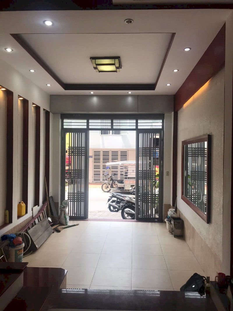 Bán nhà mặt phố Đông Cổ,DT 60m x 6 tầng,vỉa hè rộng